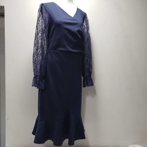 Deep Blue Knee Height Dress Filigree Lacey Flower Arms Large